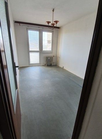 Na predaj 3-izbový byt Ťahanovce 80 m2 + balkón - 3
