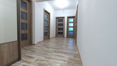 3 izbový byt 72 m2 s loggiou, kompletná rekonštrukcia - 1