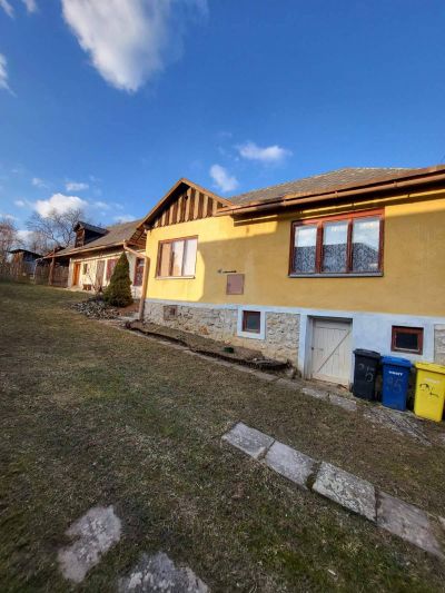 Romantický rodinný dom v pokojnej lokalite - Vyšný Medzev - 31