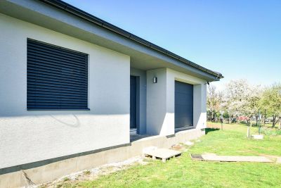 Na predaj: moderný 4-izbový bungalov v obci Nižná Myšľa - 32