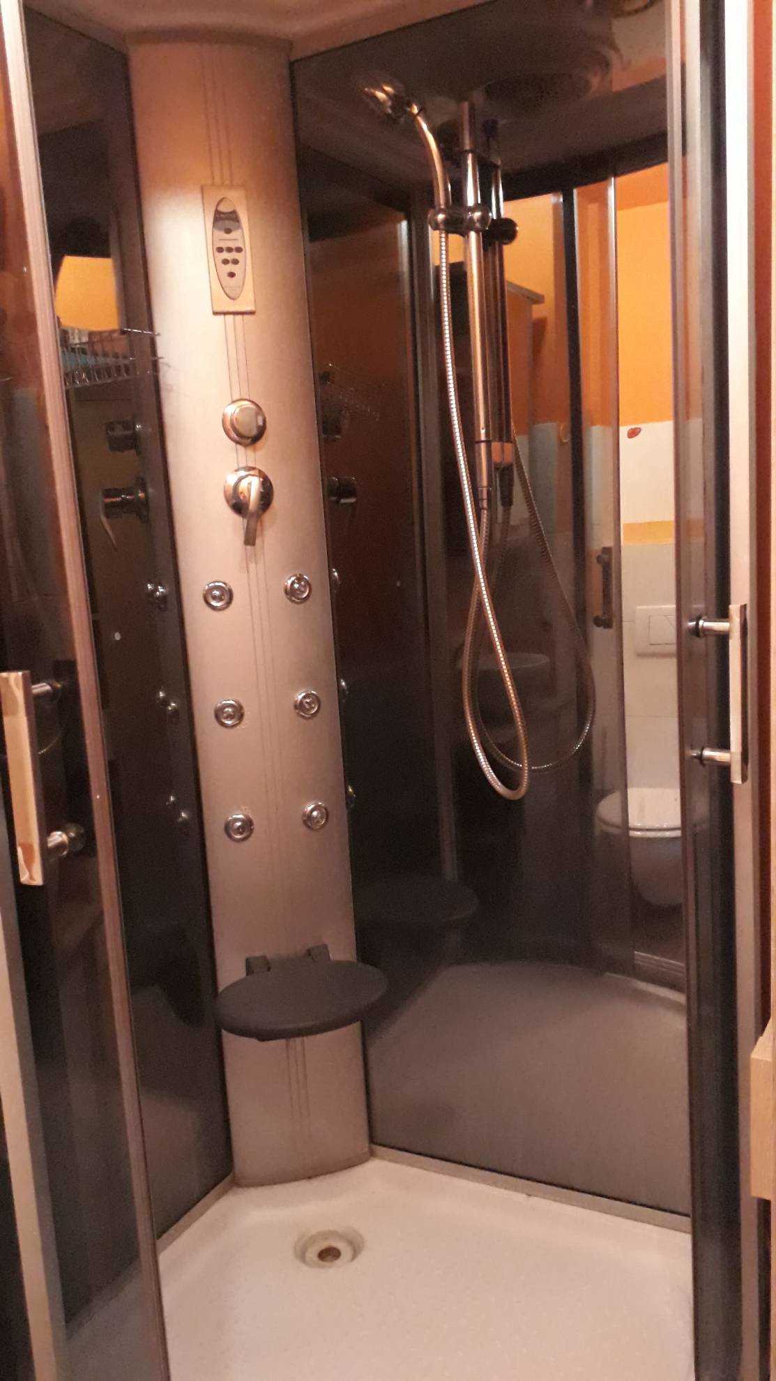 Na predaj tehlový 2,5 izbový byt s dvoma balkónmi - 7