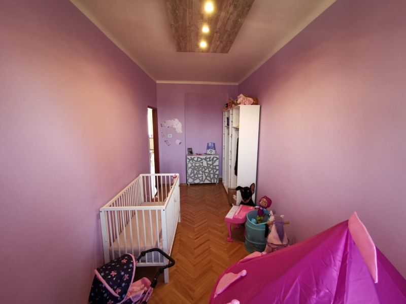 Lemešany 3 izbový byt po rekonštrukcii s parkovacím miestom a predzáhradkou - 5