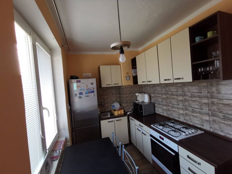 Lemešany 3 izbový byt po rekonštrukcii s parkovacím miestom a predzáhradkou - 9