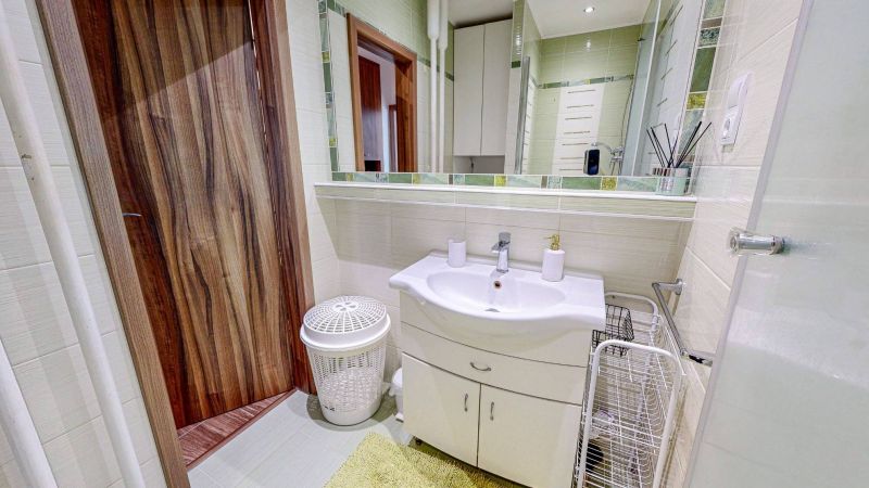 Na predaj kompletne rekonštruovaný 2-izbový byt Košice - Podhradová - 12