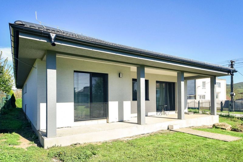 Na predaj: moderný 4-izbový bungalov v obci Nižná Myšľa - 28